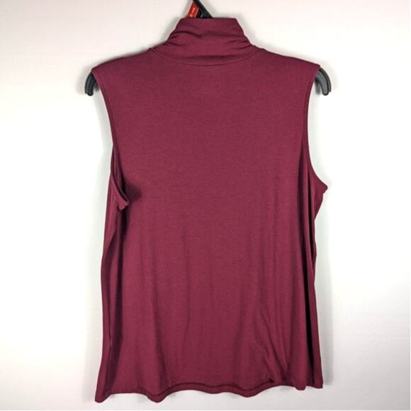 Christopher & Banks Women’s Large Sleeveless Mock Neck Burgundy Rayon Blend Top - Picture 3 of 3